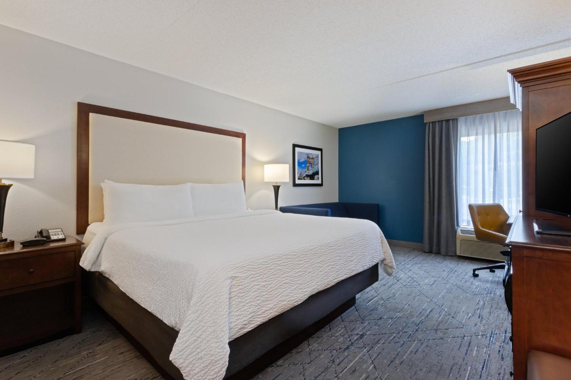 Holiday Inn Express & Suites Cincinnati Riverfront By Ihg Covington Exterior foto